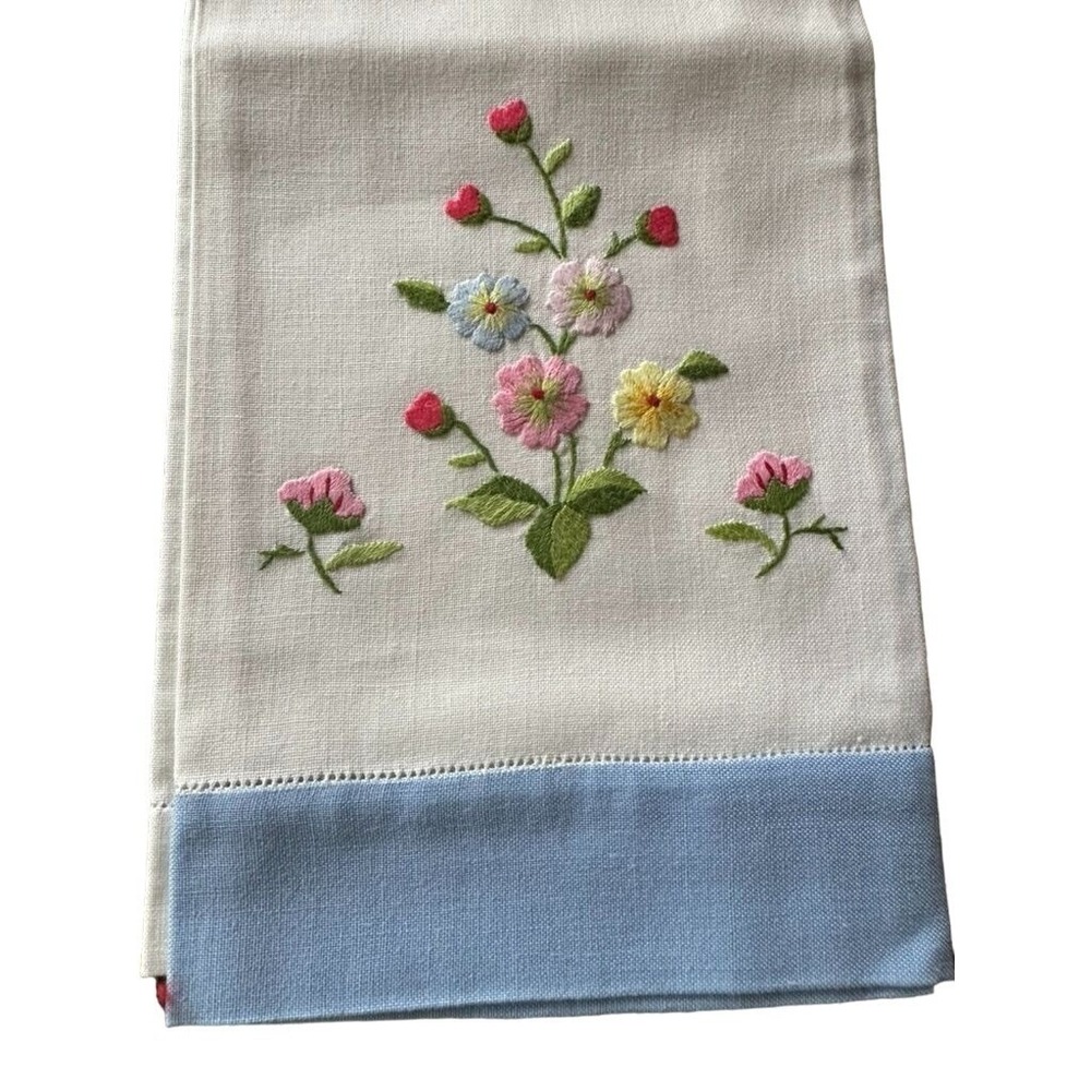Set Of 2 Hand-Embroidered Floral Linen Tea Towels With Blue & Pink Borders - Picture 2 of 4